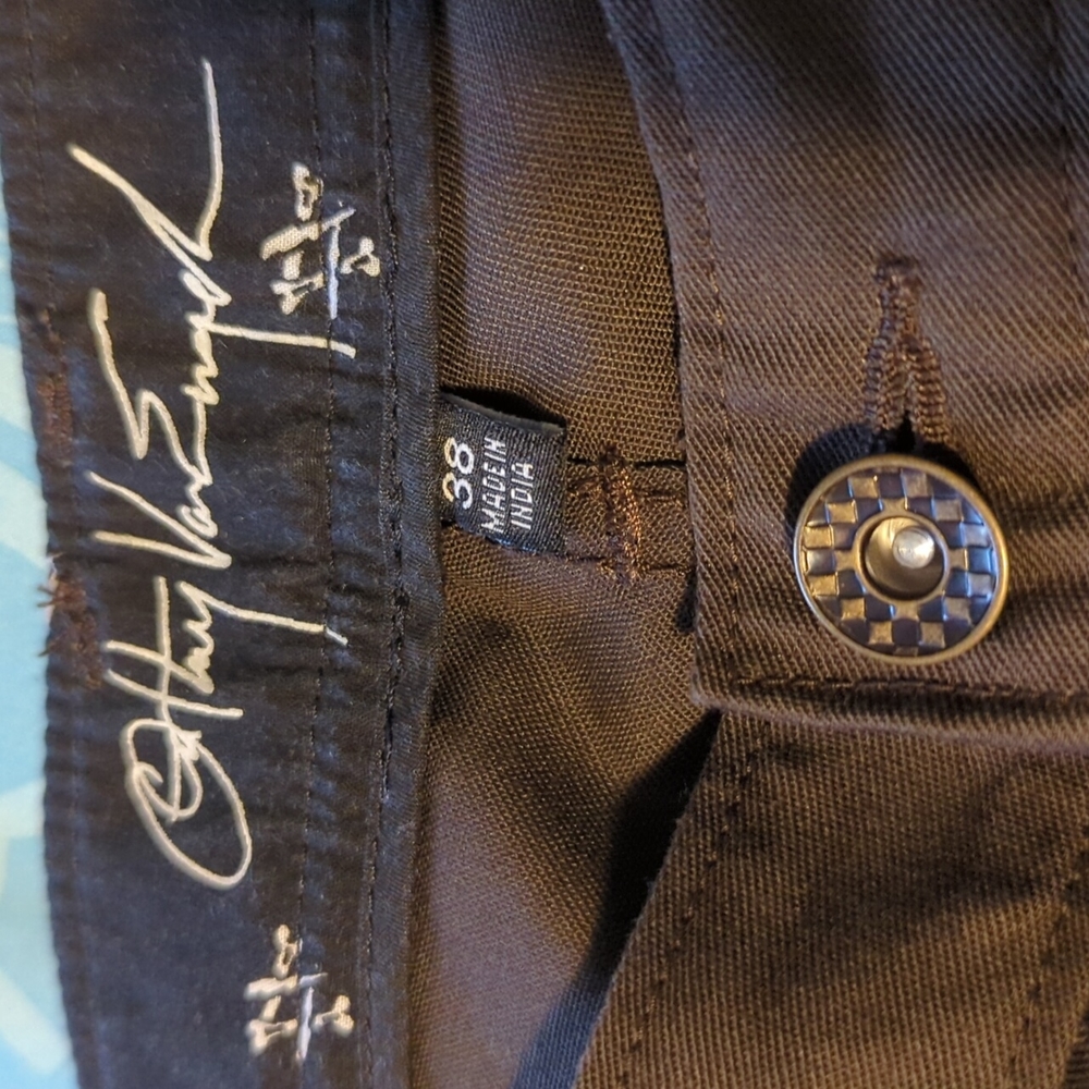 Vans Off The Wall Walking Shorts Size 38 - Picture 3 of 5